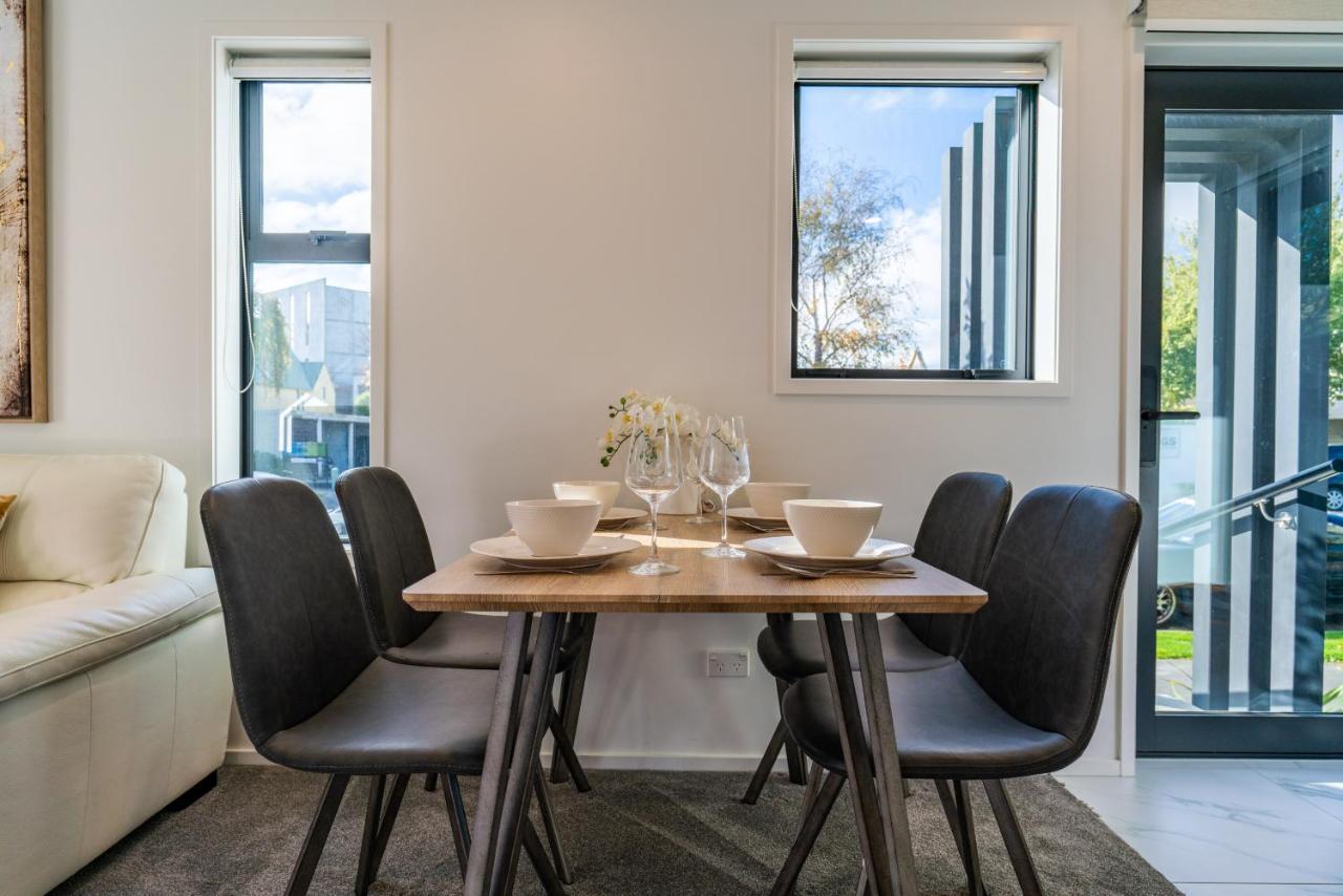 Ferienwohnung King Bed On Hagley Park Corner In The Cbd Christchurch Exterior foto